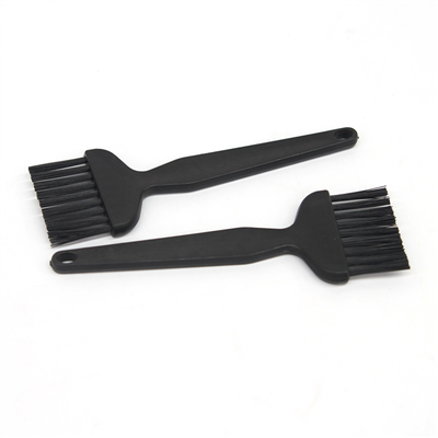 Black ESD Soft Carbon Fiber Bristle Brush